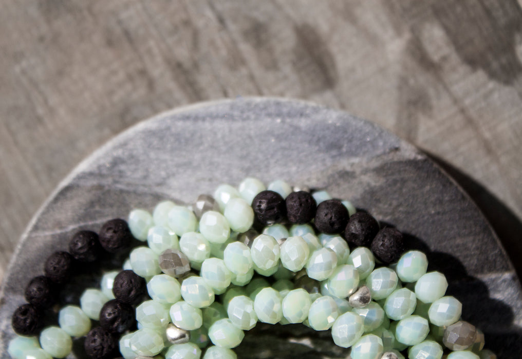 Diffuser Bracelet: Green & Silver Crystals